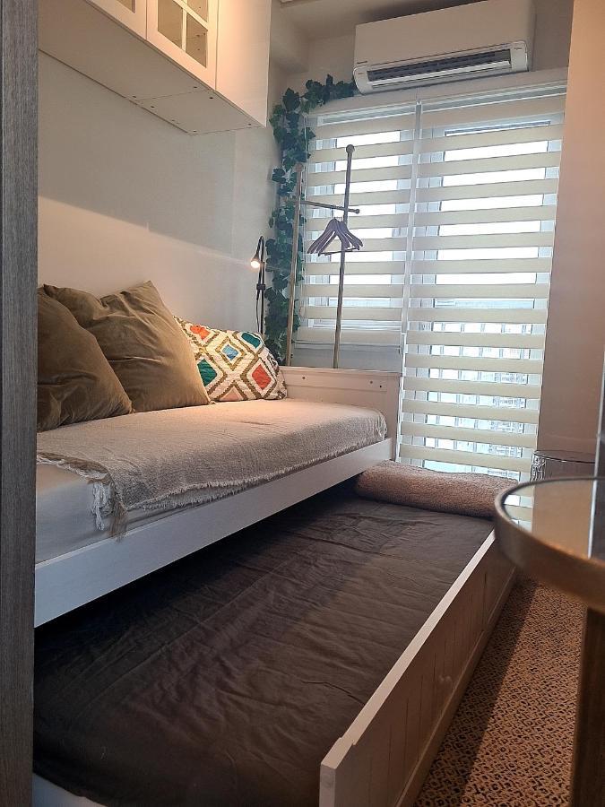 Cozy Penthouse 2Br Suite W Balcony - Amazing Manila Bay View And City Skyline Near Moa Pasay Exteriör bild